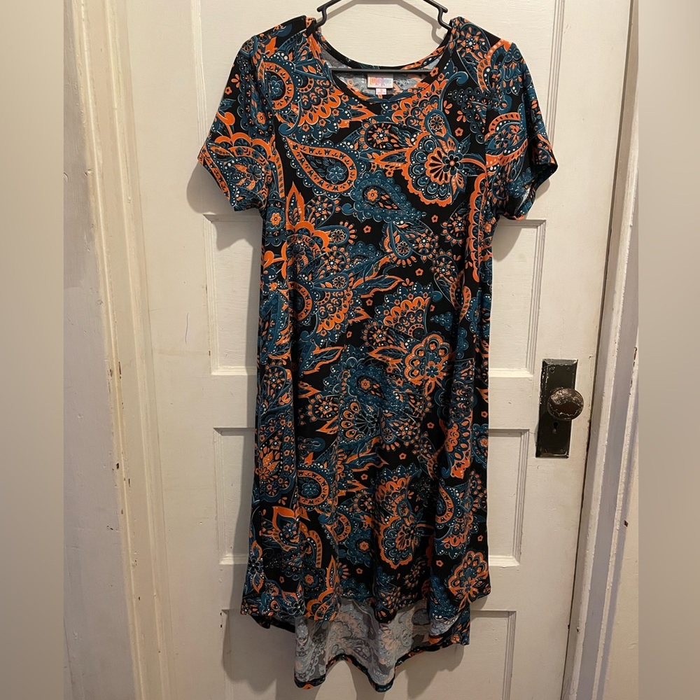 Lularoe Carly dress